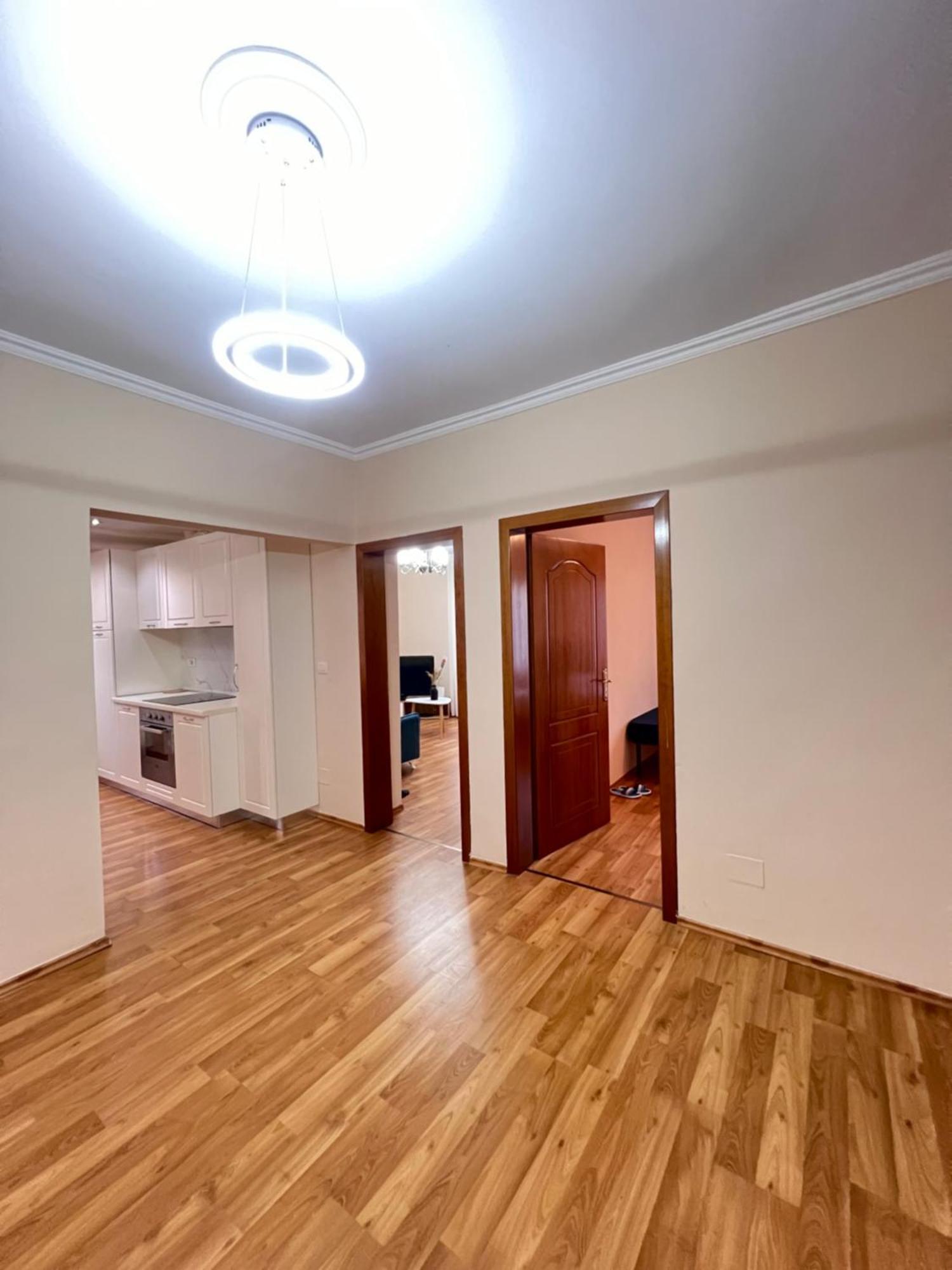 Skanderbeg Square Apartment 02 Tirana Exterior foto